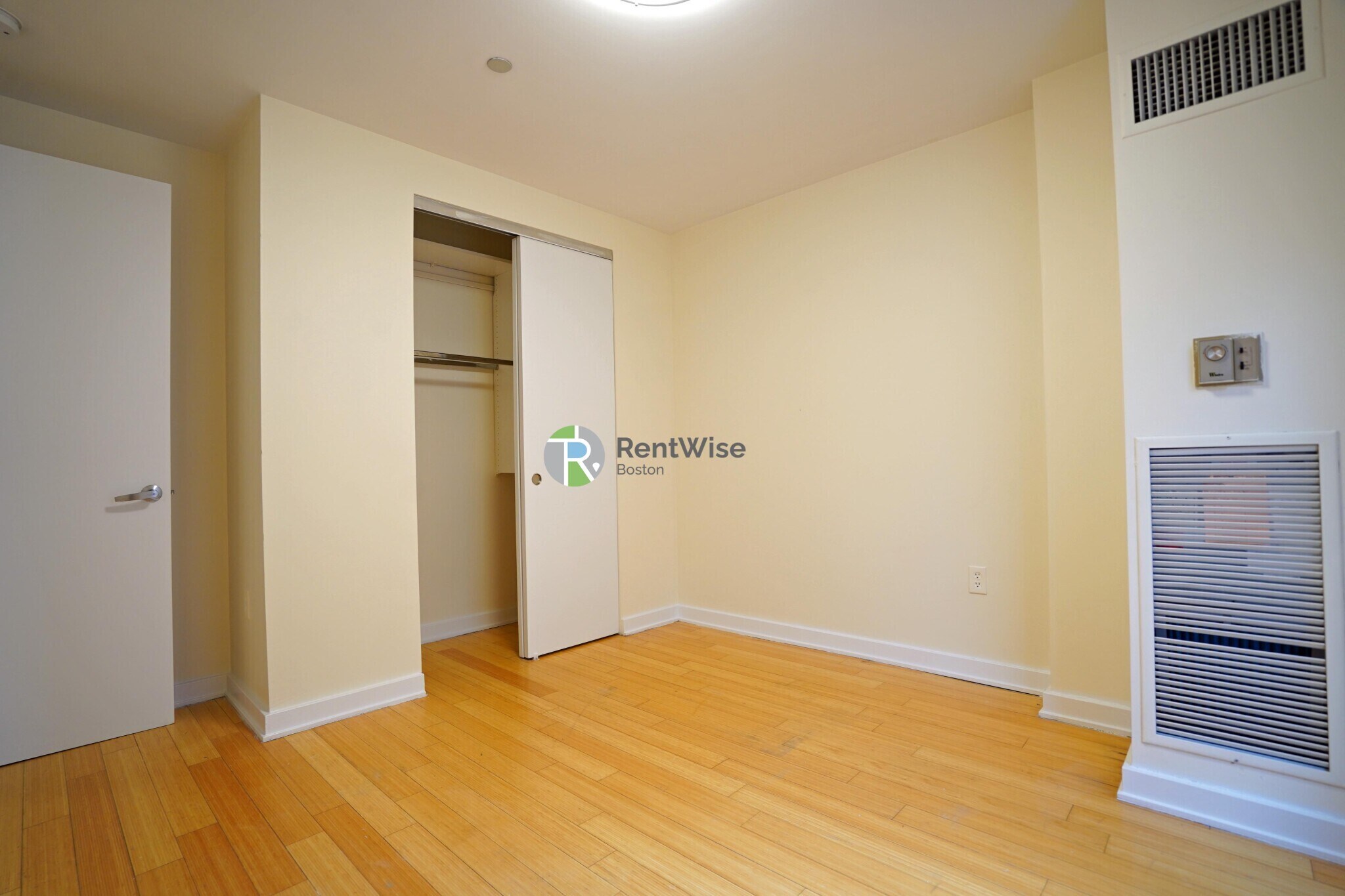 Building Photo - 40 Boylston St