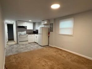 Building Photo - 2 Bed Mobile Home - Aston, PA