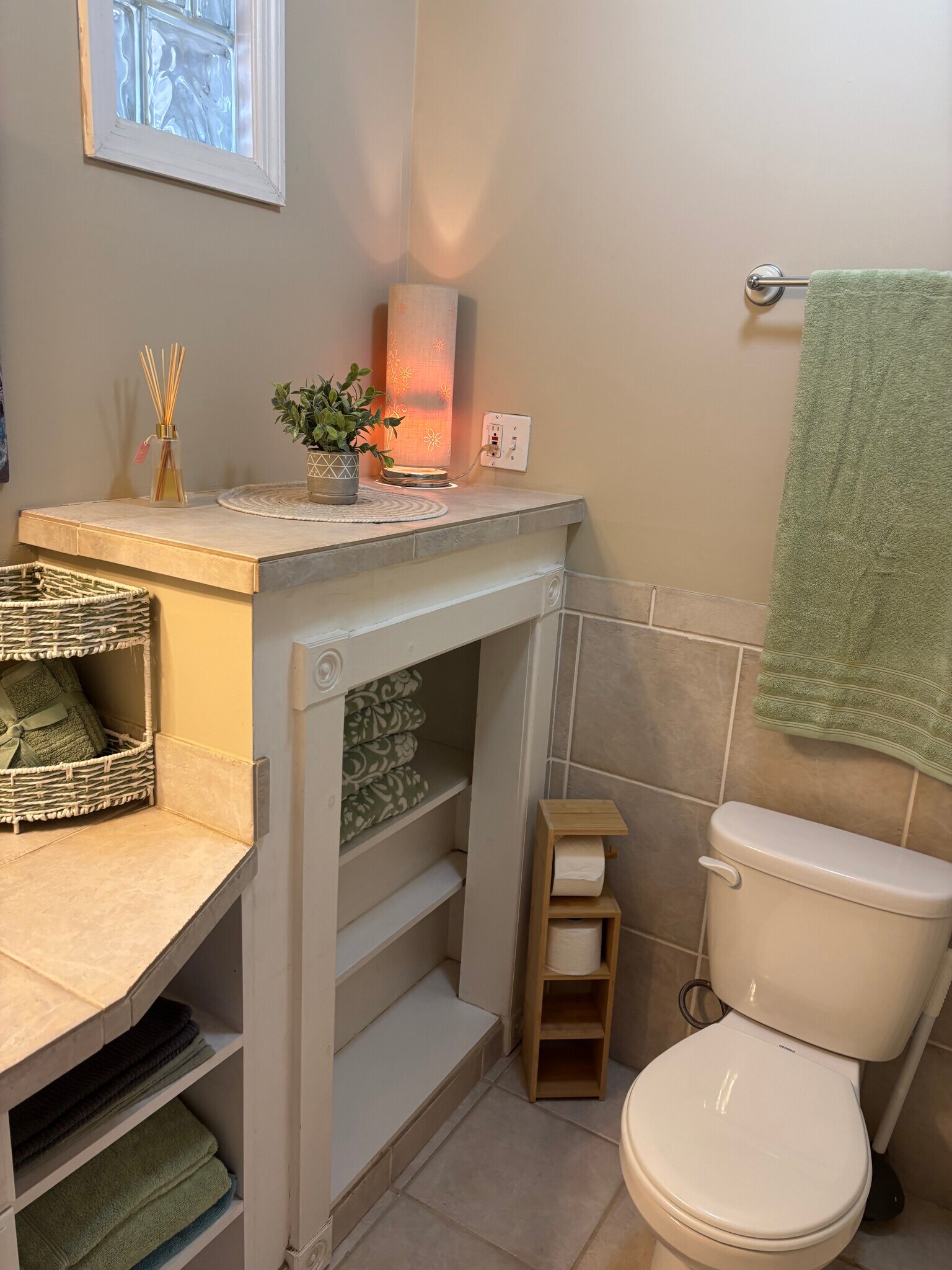 Bathroom - 931 Florida Ave