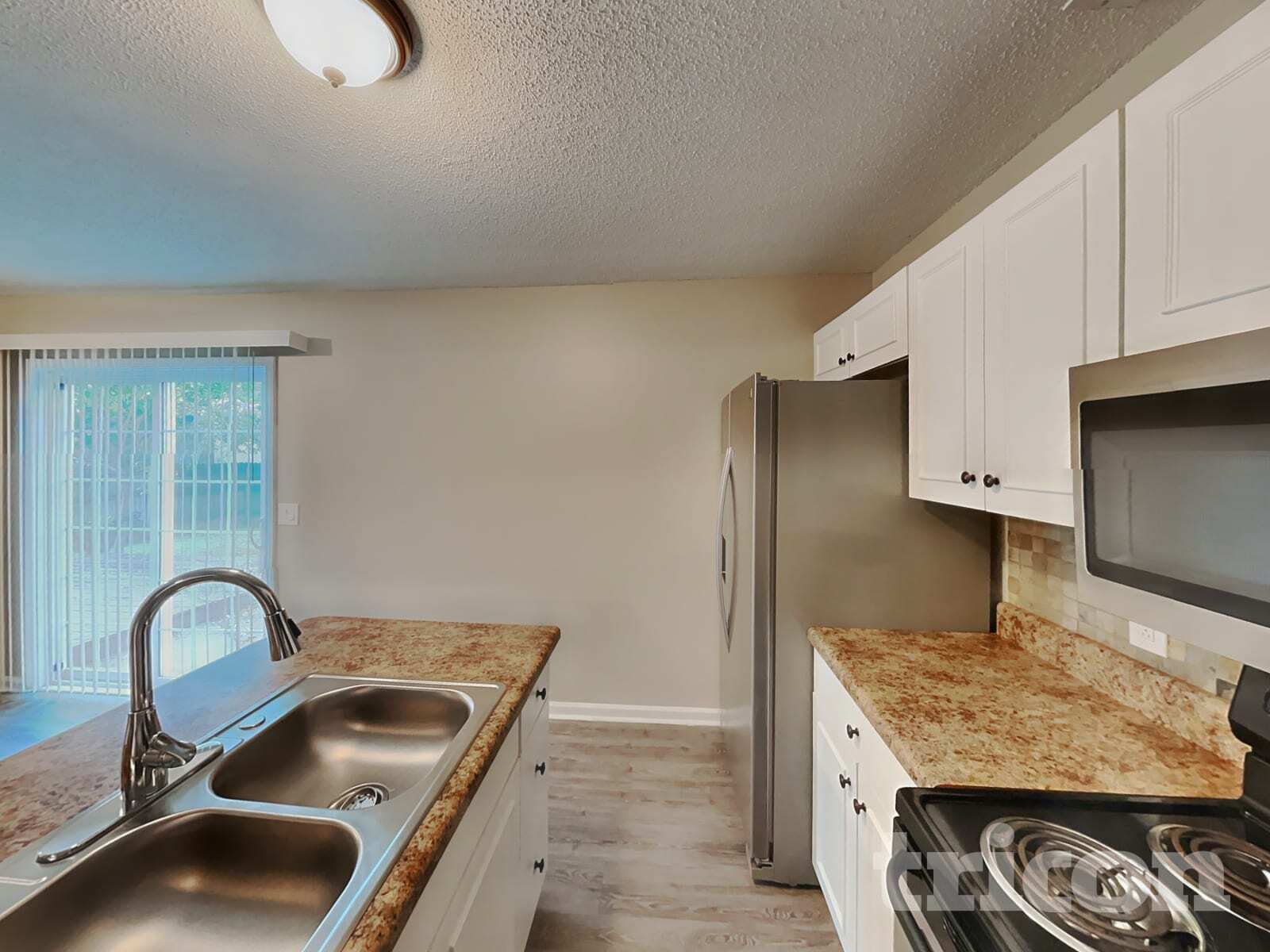 Building Photo - 911 Red Feather Trail