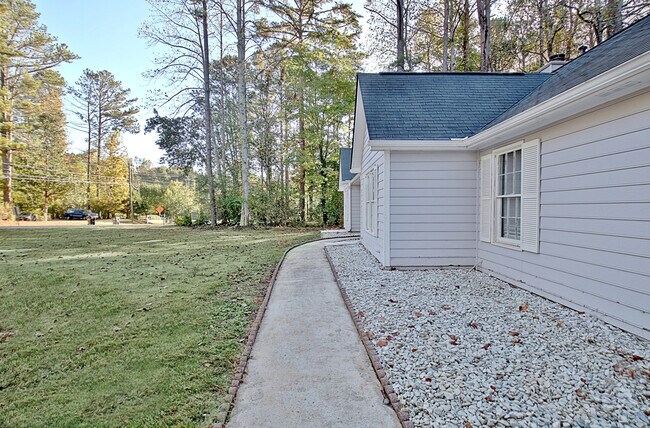 Building Photo - 20 Homeport Dr