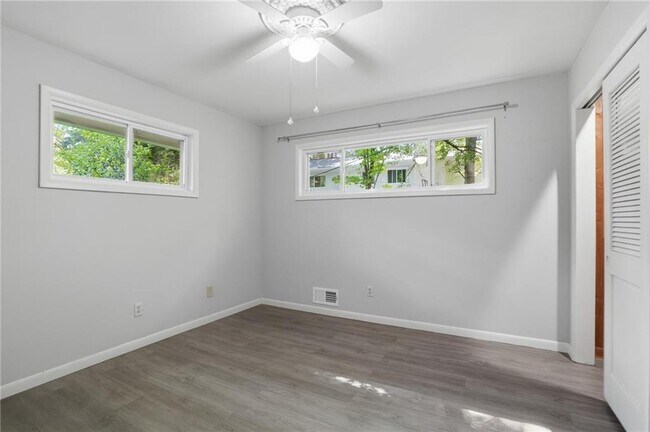 Building Photo - 2209 Cherring Ln