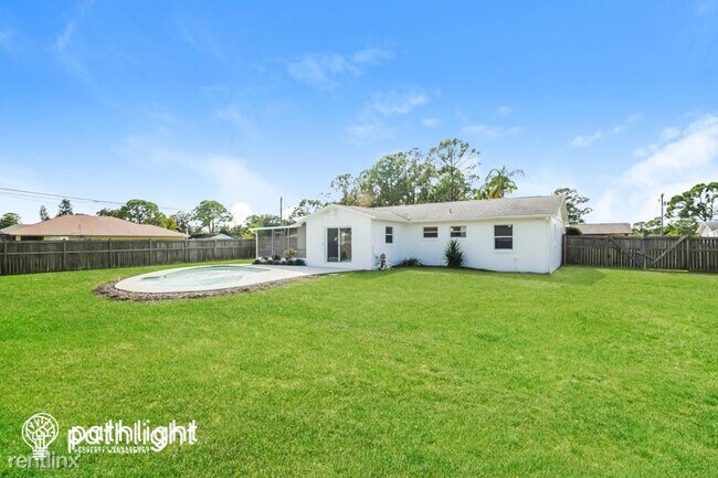 Building Photo - 3 br, 2 bath House - 2129 Willow Oak Drive...