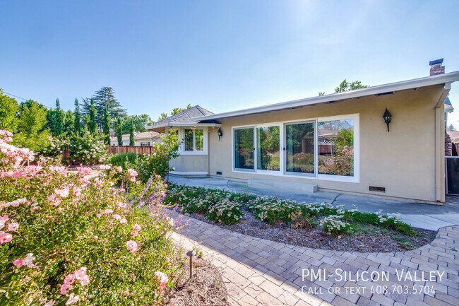 Building Photo - Amazing Cupertino Home!