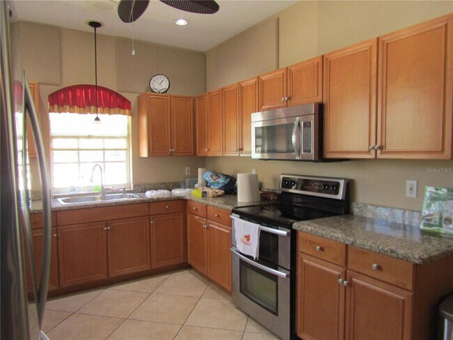 Building Photo - 4526 Cancello Grande Ave