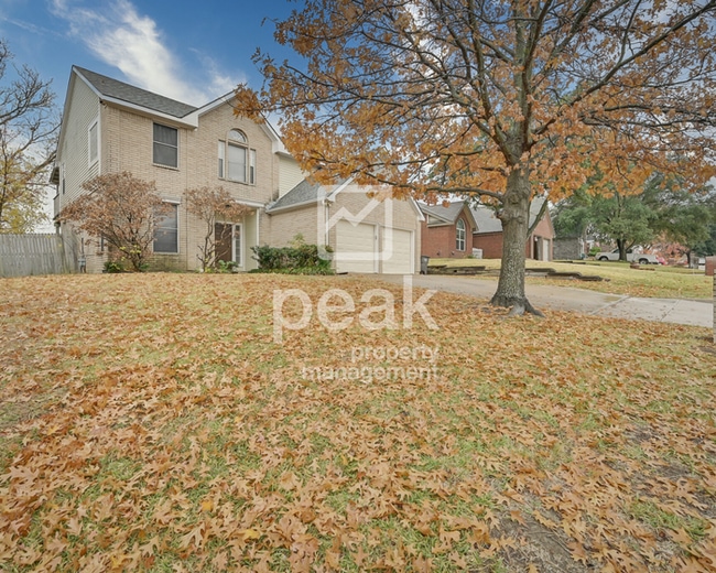 Building Photo - $2000! 3Bed/2.5Bath home in west Fort Worth!  Apply by 9/8 for Labor Day Savings! See description!