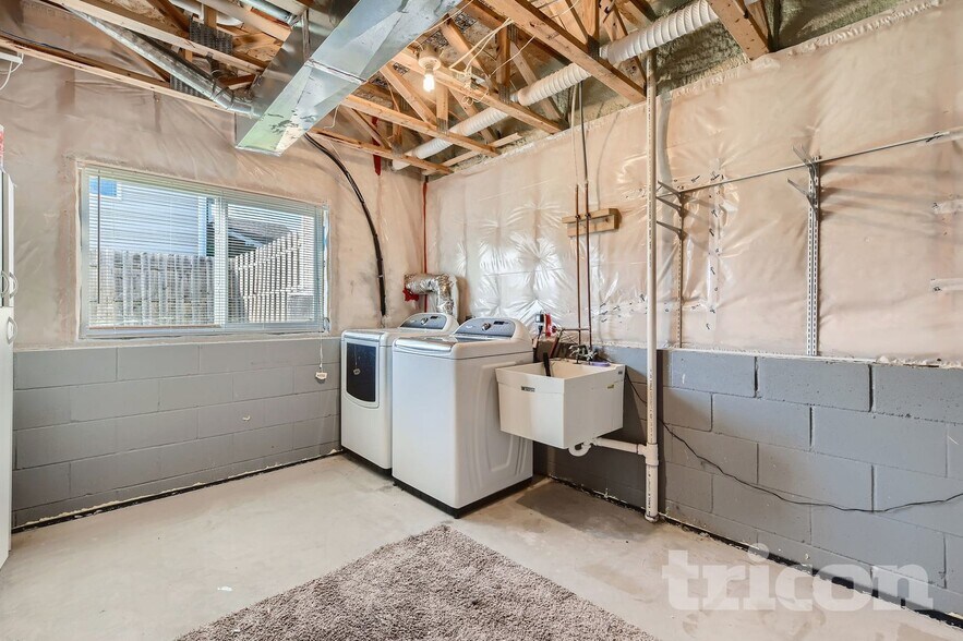 Building Photo - 7535 Lannon Ave NE