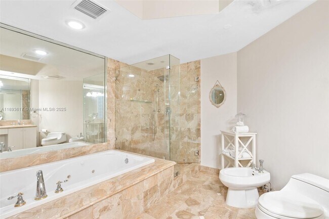 Building Photo - 9559 Collins Ave