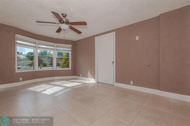 Building Photo - 21521 S Heritage Cir