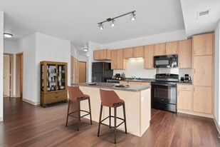 Building Photo - Fourth Street Co-op Apartments