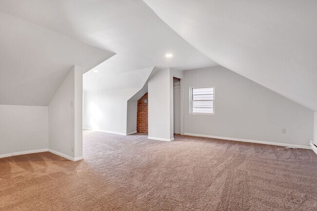 Building Photo - 3711 Orpwood St