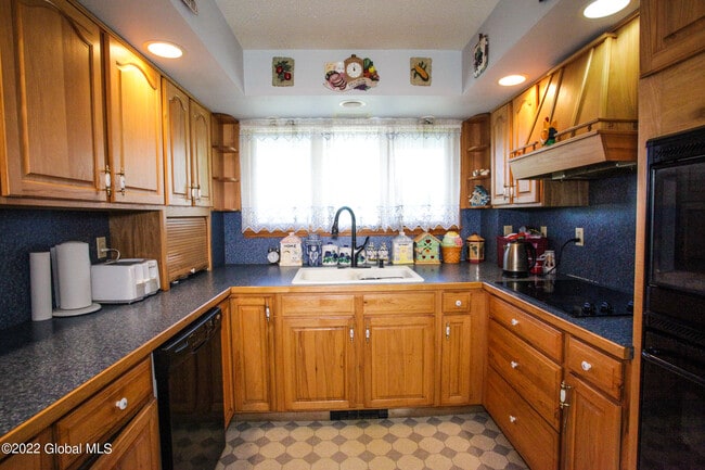 Building Photo - 2624 NY-40