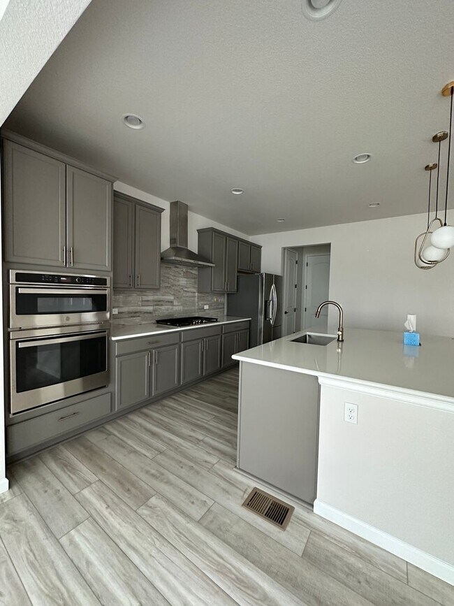 Building Photo - ---UPGRADED HOUSE---Single family house in Parker