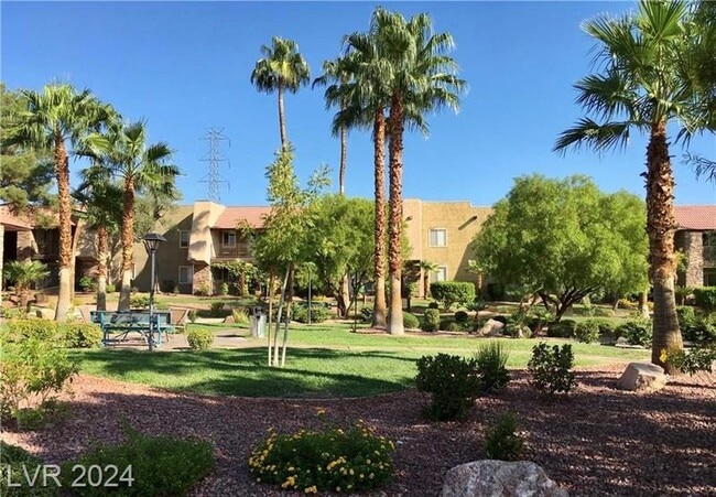 Building Photo - 4450 Sandy River Dr