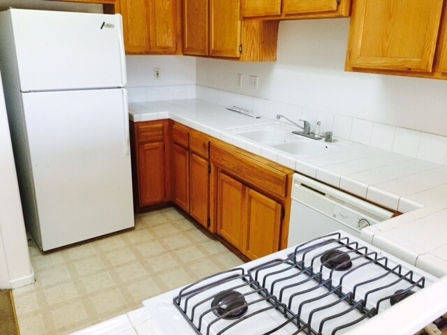Interior Photo - 602 Yellow Meadow Ct