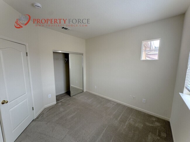 Building Photo - 31 Cymbidium Cir