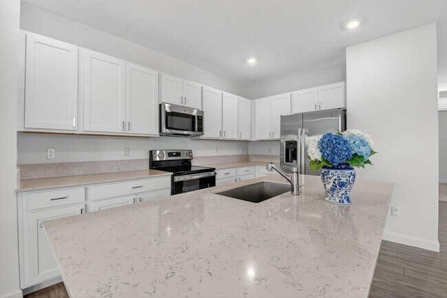 Building Photo - 4645 Meyerson Pl