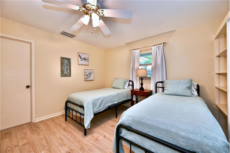 Building Photo - 129 Alhambra Pl