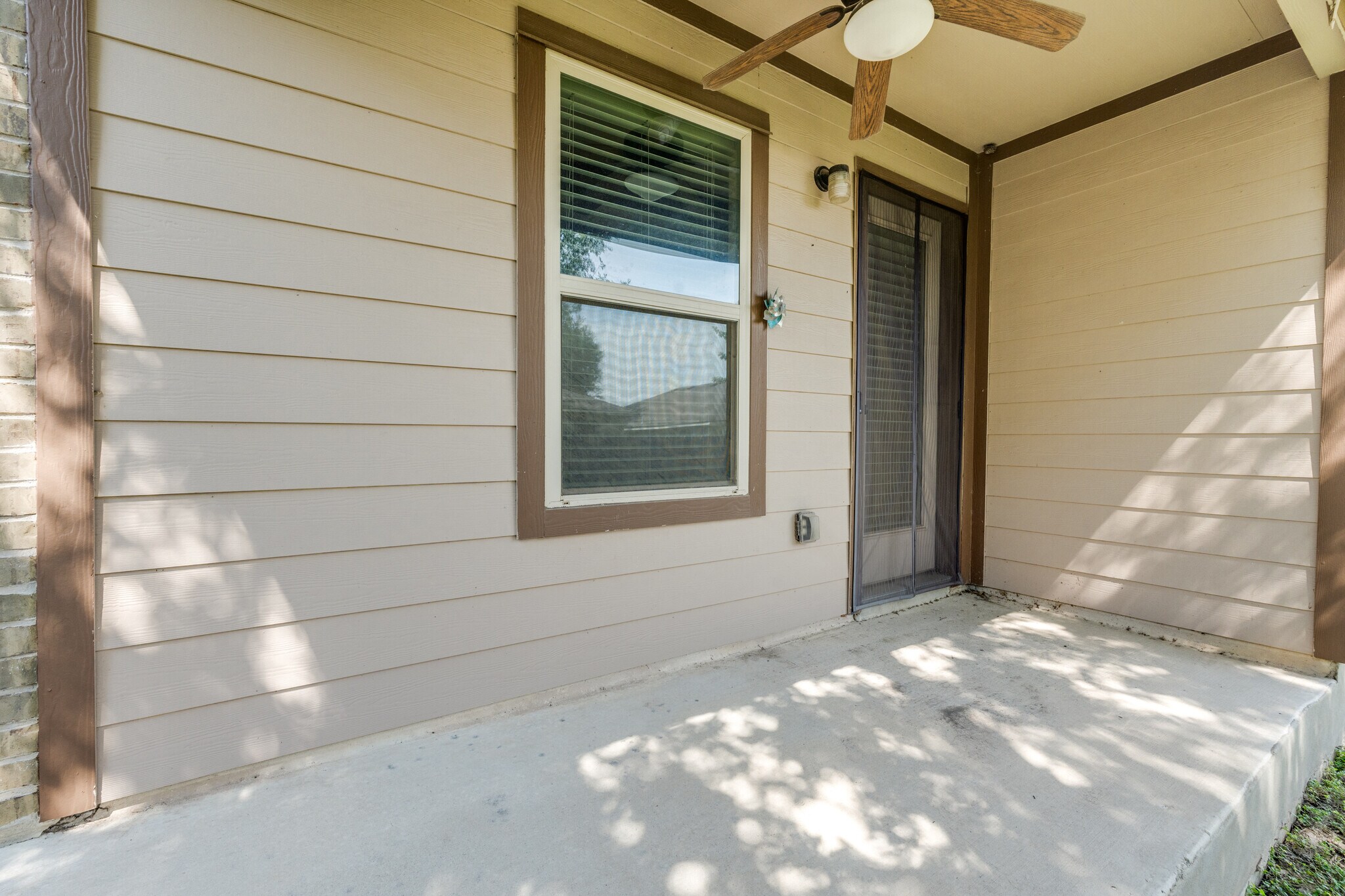 Building Photo - 129 Buckskin Way