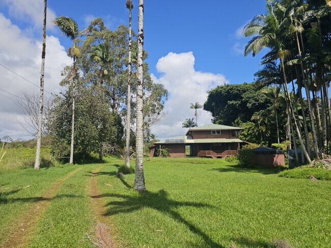 Building Photo - 1100 Ainalako Rd