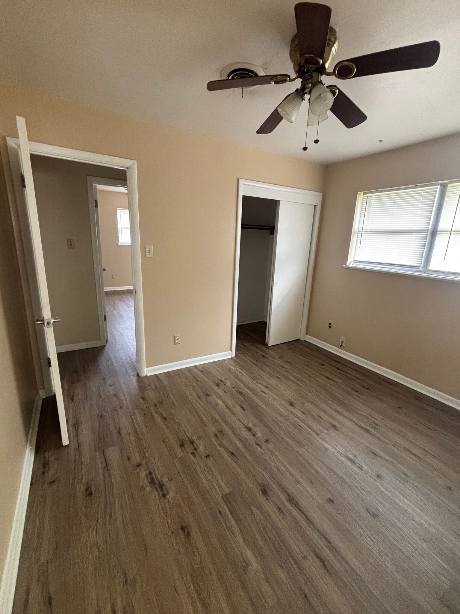 Building Photo - 3804 NW Ferris Ave