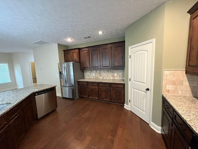 Building Photo - 1247 Cottage Pointe Ct