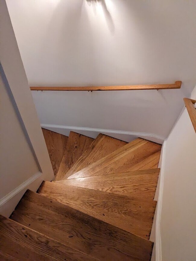 Building Photo - 3518 P St NW