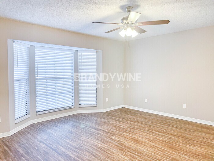 Building Photo - 10932 Putney Ct