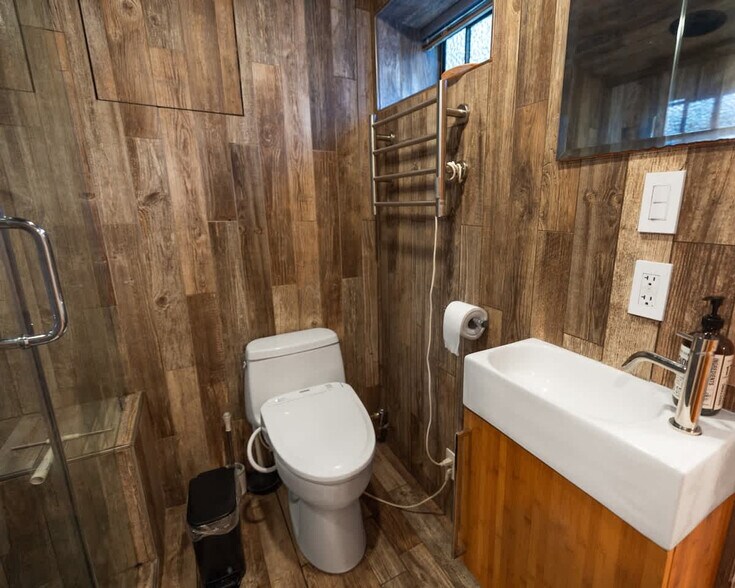 Building Photo - 3148 College Ave