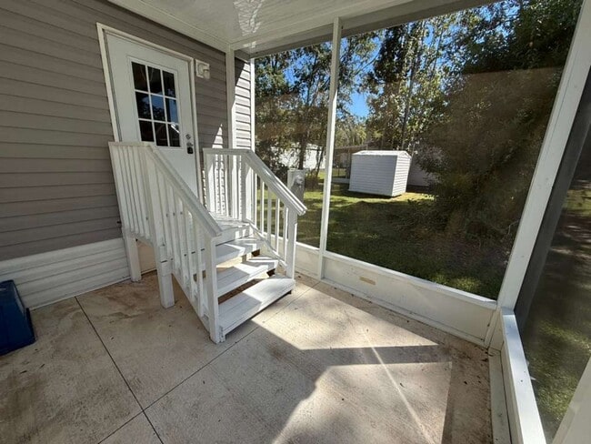 Building Photo - BEAUTIFUL +55 HOA COMMUNITY