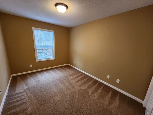 Building Photo - 987 S Ash Ridge Dr