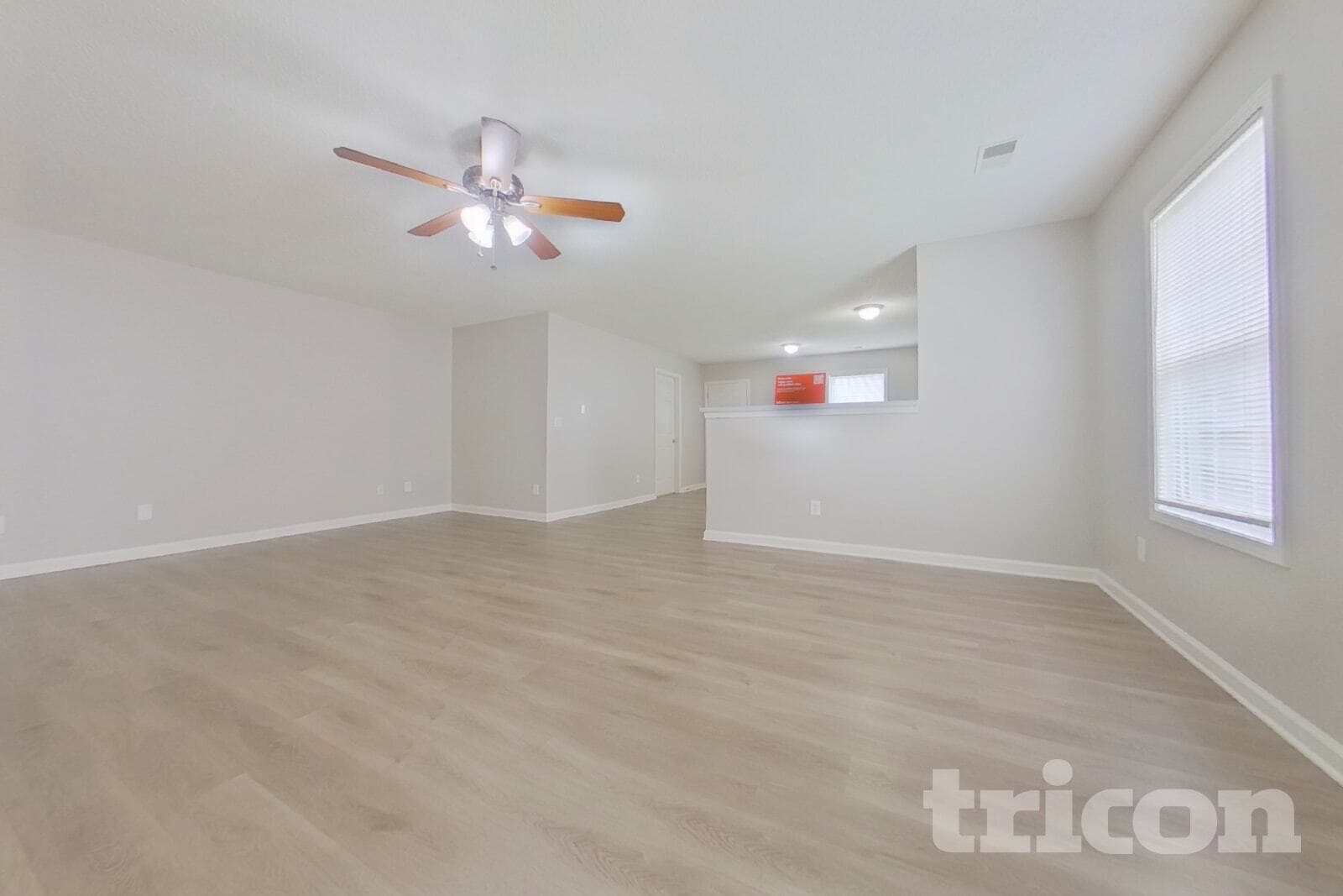 Building Photo - 404 Castle Ridge Dr
