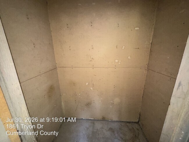 Building Photo - 1861-7 Tryon Dr