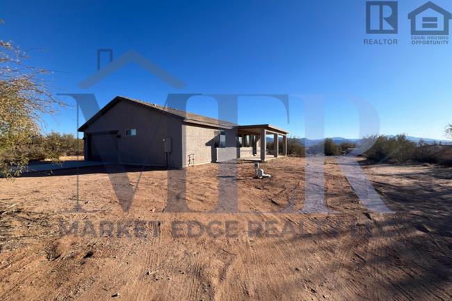 Building Photo - 3Bed/2Bath House at W Deer Valley/Cave Cre...