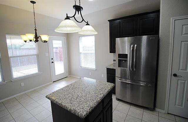 Building Photo - 138 Sierra Dr