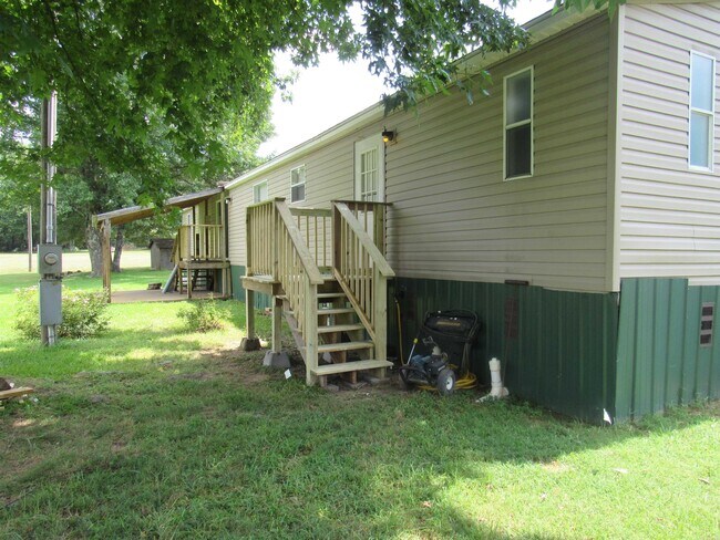 Building Photo - 7614 AR-38