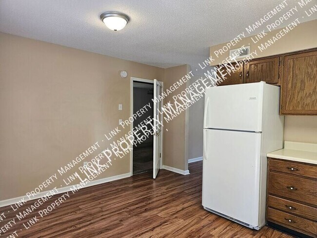 Building Photo - 5364 Haisten Ct