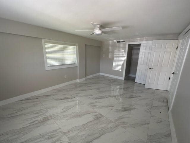 Building Photo - 765 E Dayton Cir