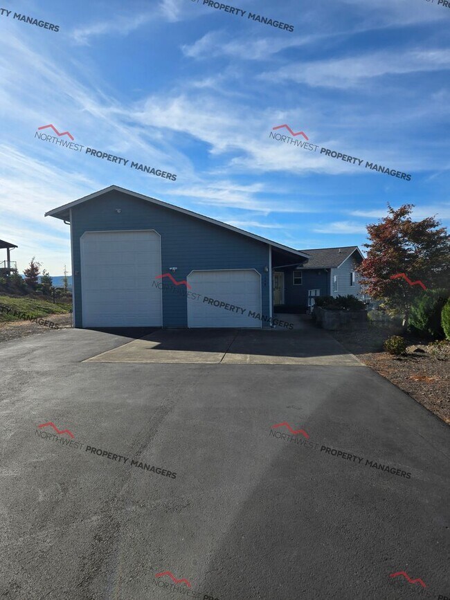 Building Photo - STATUS: *PENDING APPLICATION* R311 | $2195...