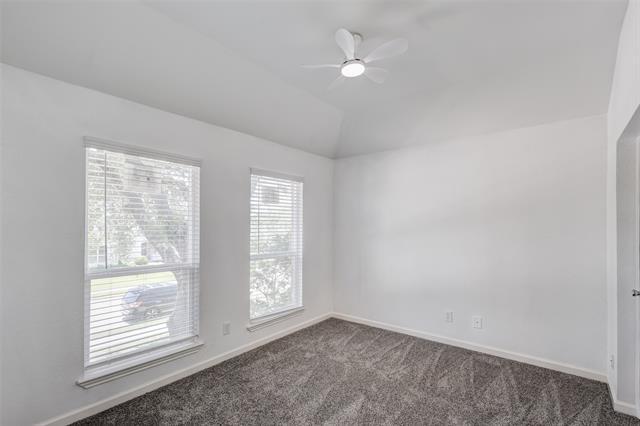 Building Photo - 1521 Palisades Dr