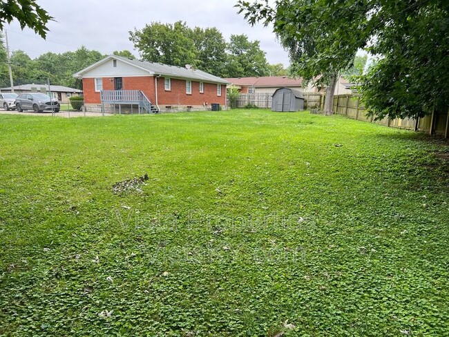 Building Photo - 2512 Accasia Dr