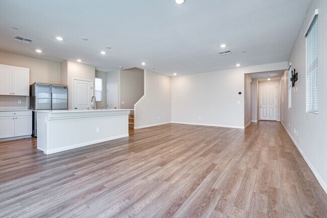 Building Photo - 6953 Antequera ST