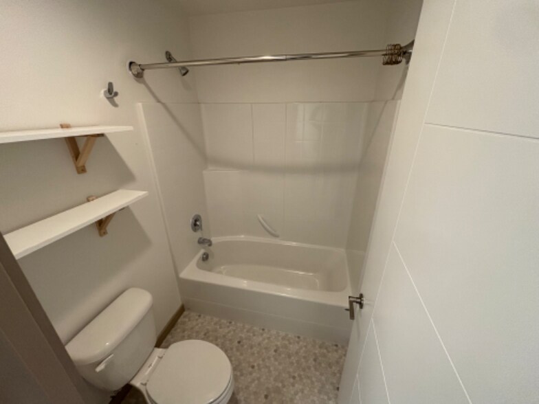 Building Photo - 9020 4th Ave S