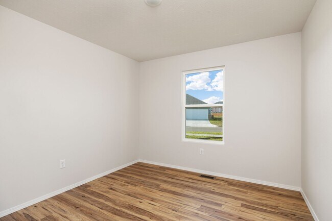 Building Photo - 770 Cherokee Wy