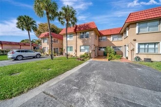 Building Photo - 7031 NW 169th St