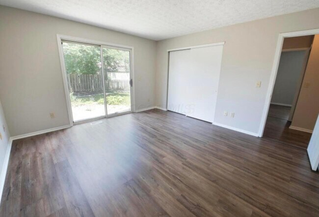 Building Photo - 3518 Westbay Dr