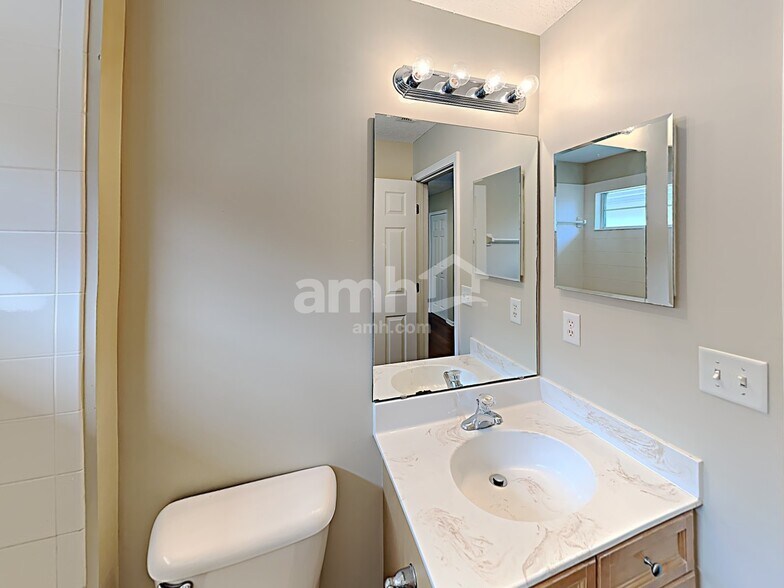 Building Photo - 6251 Devonhurst Dr