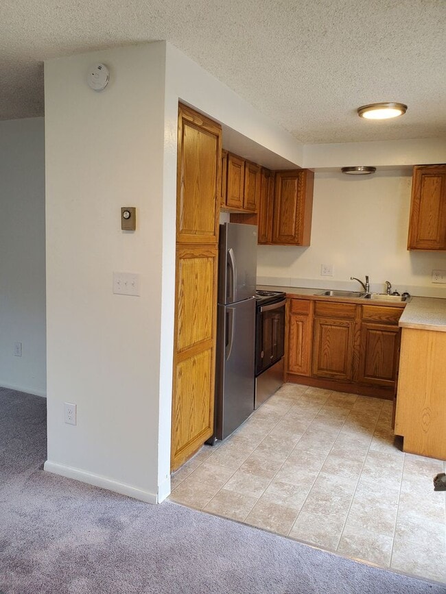 Building Photo - 1 Bedroom in Heart of Nampa!