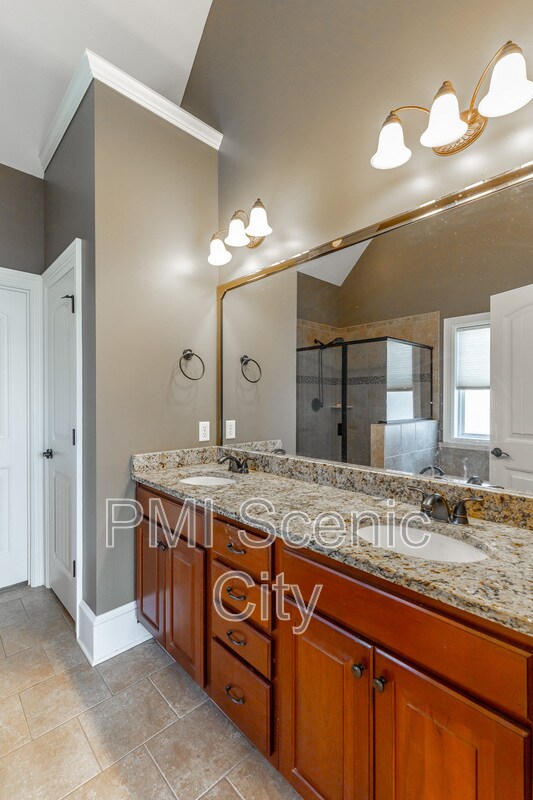 Building Photo - 8802 Mckenzie Farm Dr