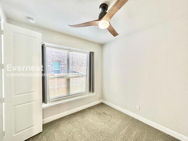 Building Photo - 5478 Bradford Green Trail